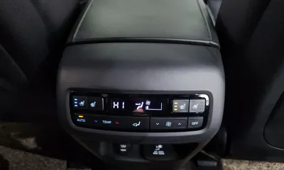 Hyundai Palisade 2022, 50588 км, за 20806.08 USD - фото 19
