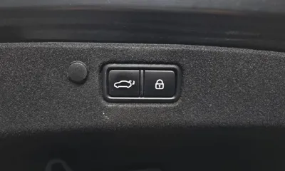 Hyundai Grandeur 2022, 35960 км, за 15635.19 USD - фото 30