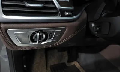 BMW 7-Series 2021, 62994 км, за 35122.33 USD - фото 27