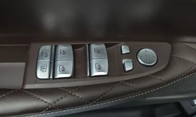 BMW 7-Series 2021, 62994 км, за 35122.33 USD - фото 29