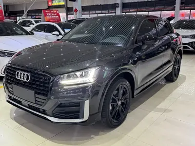 Audi Q2L · 2021 год