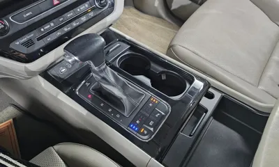 Kia Canival 2018, 98202 км, за 8782.21 USD - фото 9
