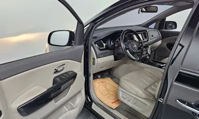 Kia Canival 2018, 98202 км, за 8782.21 USD - фото 10