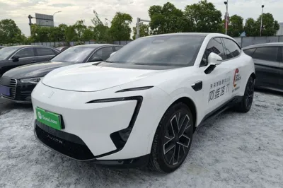 Avatr 11 · 2025 год
