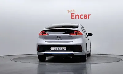 Hyundai Ioniq 2019, 64942 км, за 9064.63 USD