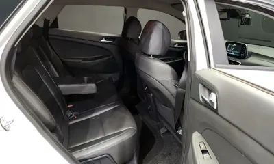 Hyundai Tucson 2019, 77845 км, за 12030.68 USD - фото 12