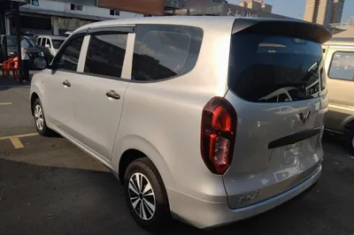 Wuling Hongguang New Energy 2024, 8600 км, за 10756 USD