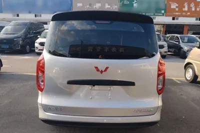Wuling Hongguang New Energy 2024, 8600 км, за 10756 USD