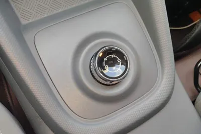 Wuling Hongguang New Energy 2024, 8600 км, за 10756 USD - фото 16