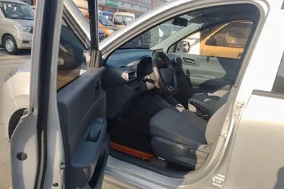 Wuling Hongguang New Energy 2024, 8600 км, за 10756 USD - фото 18