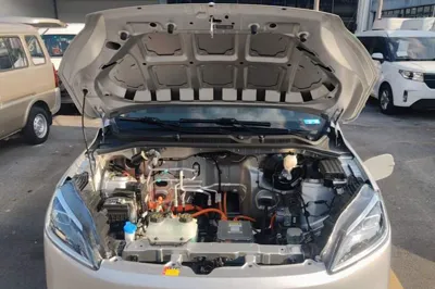 Wuling Hongguang New Energy 2024, 8600 км, за 10756 USD - фото 24