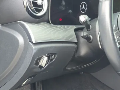 Mercedes-Benz E-Class 2022, 118700 км, за 23442.07 USD - фото 11