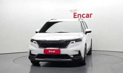 Kia Canival 2023, 95279 км, за 16604.8 USD
