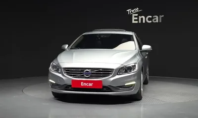 Volvo S60 2017, 196185 км, за 3741.63 USD