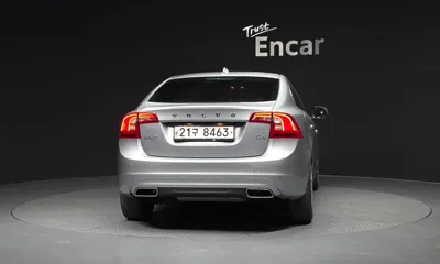 Volvo S60 2017, 196185 км, за 3741.63 USD