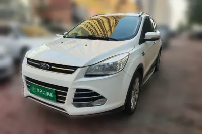 Ford Kuga · 2013 год