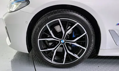 BMW 5-Series 2023, 62947 км, за 29746.19 USD