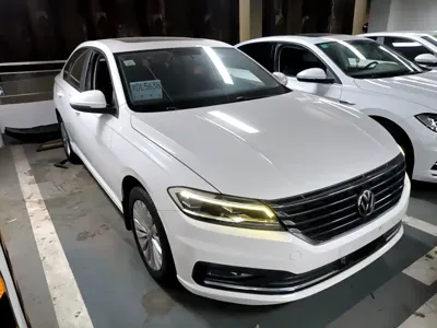 Volkswagen Lavida 2019, 97000 км, за 6099.98 USD