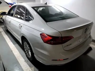 Volkswagen Lavida 2019, 97000 км, за 6099.98 USD