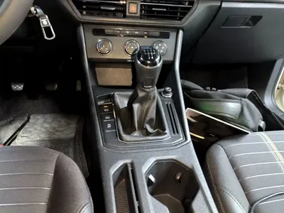 Volkswagen Lavida 2019, 97000 км, за 6099.98 USD - фото 14