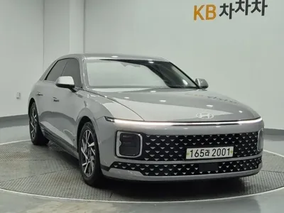 Hyundai Grandeur 2023, 239871 км, за 10162.87 USD