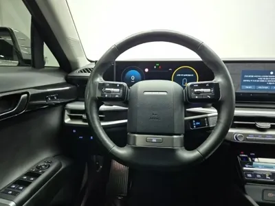 Hyundai Grandeur 2023, 239871 км, за 10162.87 USD - фото 9