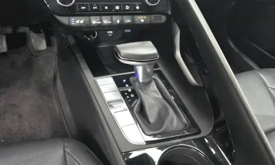 Hyundai Avante 2022, 93067 км, за 8526.98 USD - фото 9