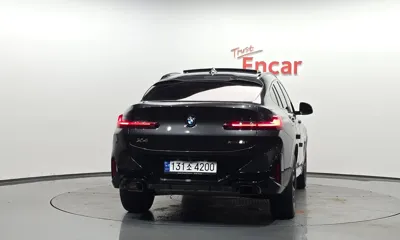 BMW X4 2023, 64464 км, за 22032.01 USD