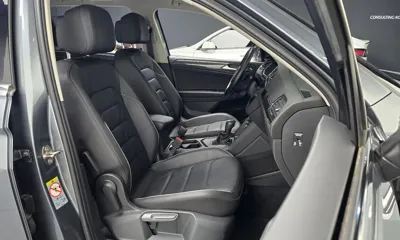 Volkswagen Tiguan 2020, 27551 км, за 21662.78 USD - фото 10