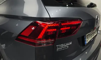 Volkswagen Tiguan 2020, 27551 км, за 21662.78 USD - фото 23