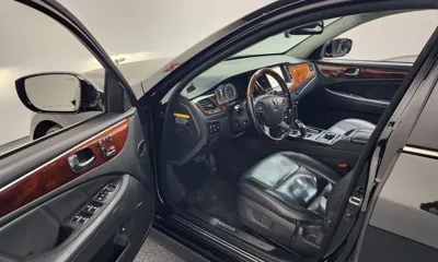 Hyundai Equus 2013, 188461 км, за 6319.22 USD - фото 10