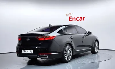 Kia K7 2016, 231718 км, за 4420.46 USD