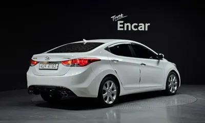 Hyundai Avante 2012, 151836 км, за 3249.33 USD