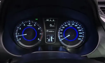 Hyundai Grandeur 2015, 163501 км, за 4923.2 USD - фото 8