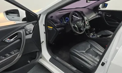 Hyundai Grandeur 2015, 163501 км, за 4923.2 USD - фото 10