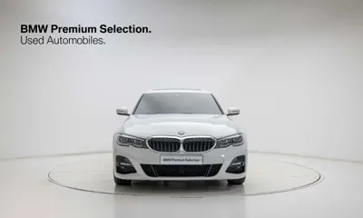 BMW 3-Series 2022, 24660 км, за 20802.18 USD