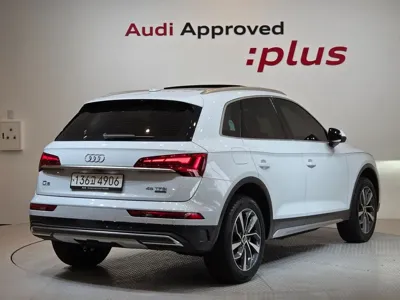 Audi Q5 2023, 26026 км, за 25237.84 USD