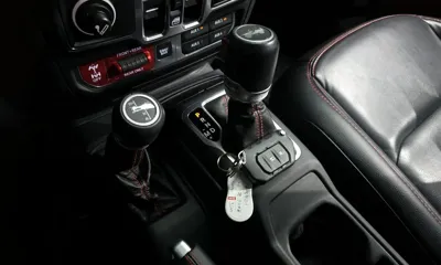 Jeep Wrangler 2020, 65841 км, за 24777 USD - фото 9