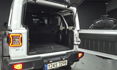 Jeep Wrangler 2020, 65841 км, за 24777 USD - фото 20