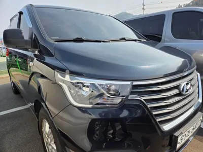 Hyundai Starex 2020, 138000 км, за 9432.74 USD
