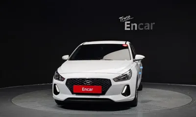 Hyundai i30 2018, 111993 км, за 5795.4 USD