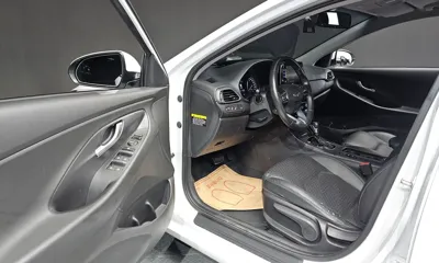 Hyundai i30 2018, 111993 км, за 5795.4 USD - фото 10