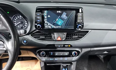 Hyundai i30 2018, 111993 км, за 5795.4 USD - фото 14