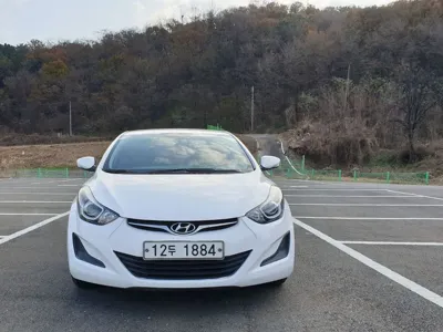 Hyundai Avante 2014, 139603 км, за 3216.49 USD