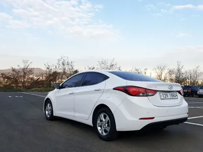 Hyundai Avante 2014, 139603 км, за 3216.49 USD