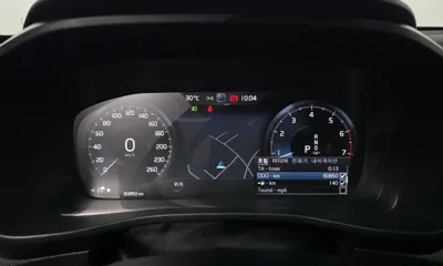 Volvo XC40 2021, 60850 км, за 19764.69 USD - фото 8