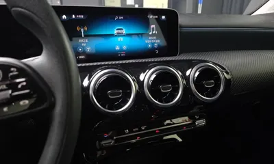 Mercedes-Benz A-Class 2019, 68466 км, за 12223.32 USD - фото 13