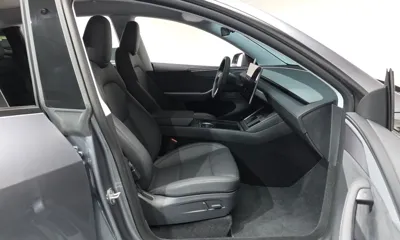 Tesla Model Y 2025, 13803 км, за 40316 USD - фото 11