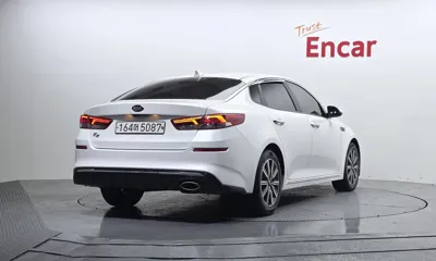 Kia K5 2019, 150781 км, за 6279.75 USD