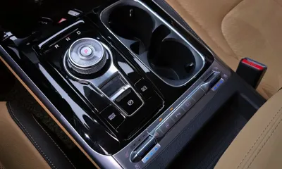 Kia Canival 2023, 31451 км, за 18721.96 USD - фото 9